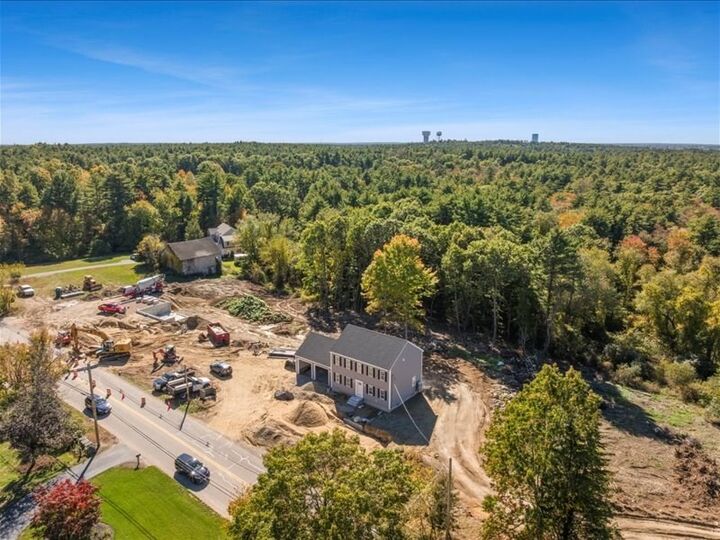 Property Photo:  306 Wood St  MA 02346 