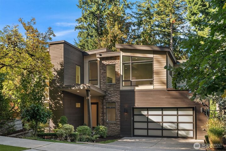 6809  120th Avenue NE  Kirkland WA 98033 photo