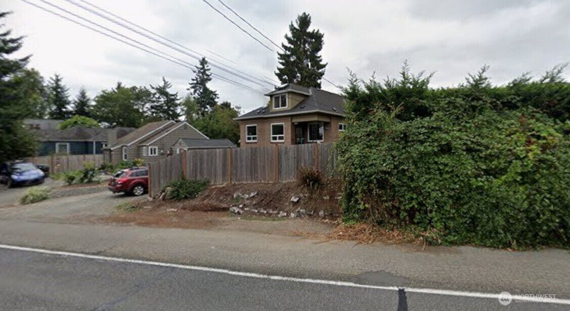 Property Photo:  12337  Sand Point Way NE  WA 98125 