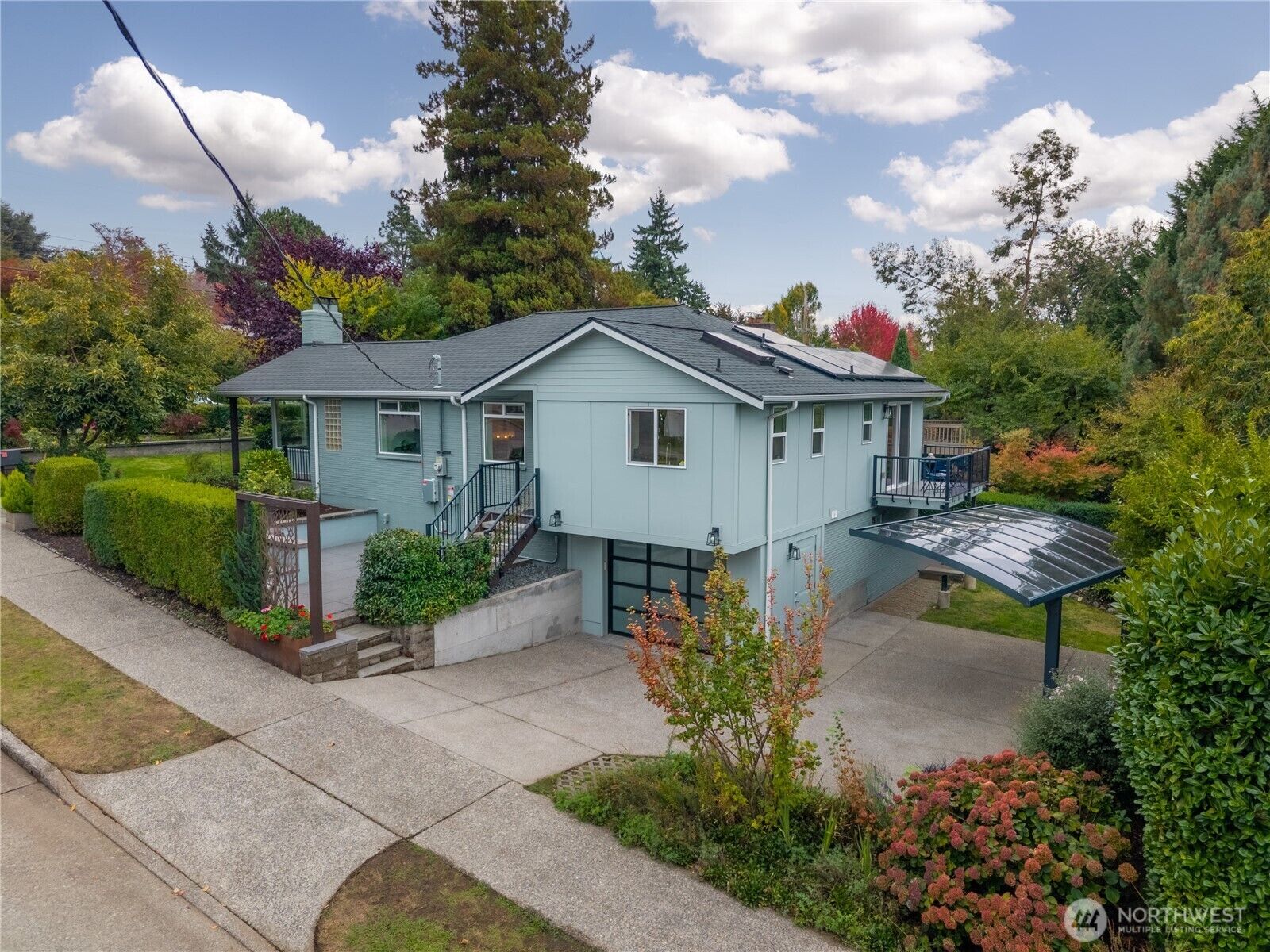 Property Photo: 6555 27th Avenue NE WA 98115