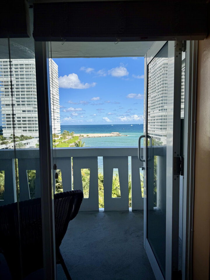 Property Photo: 2100 S Ocean Drive 6A FL 33316