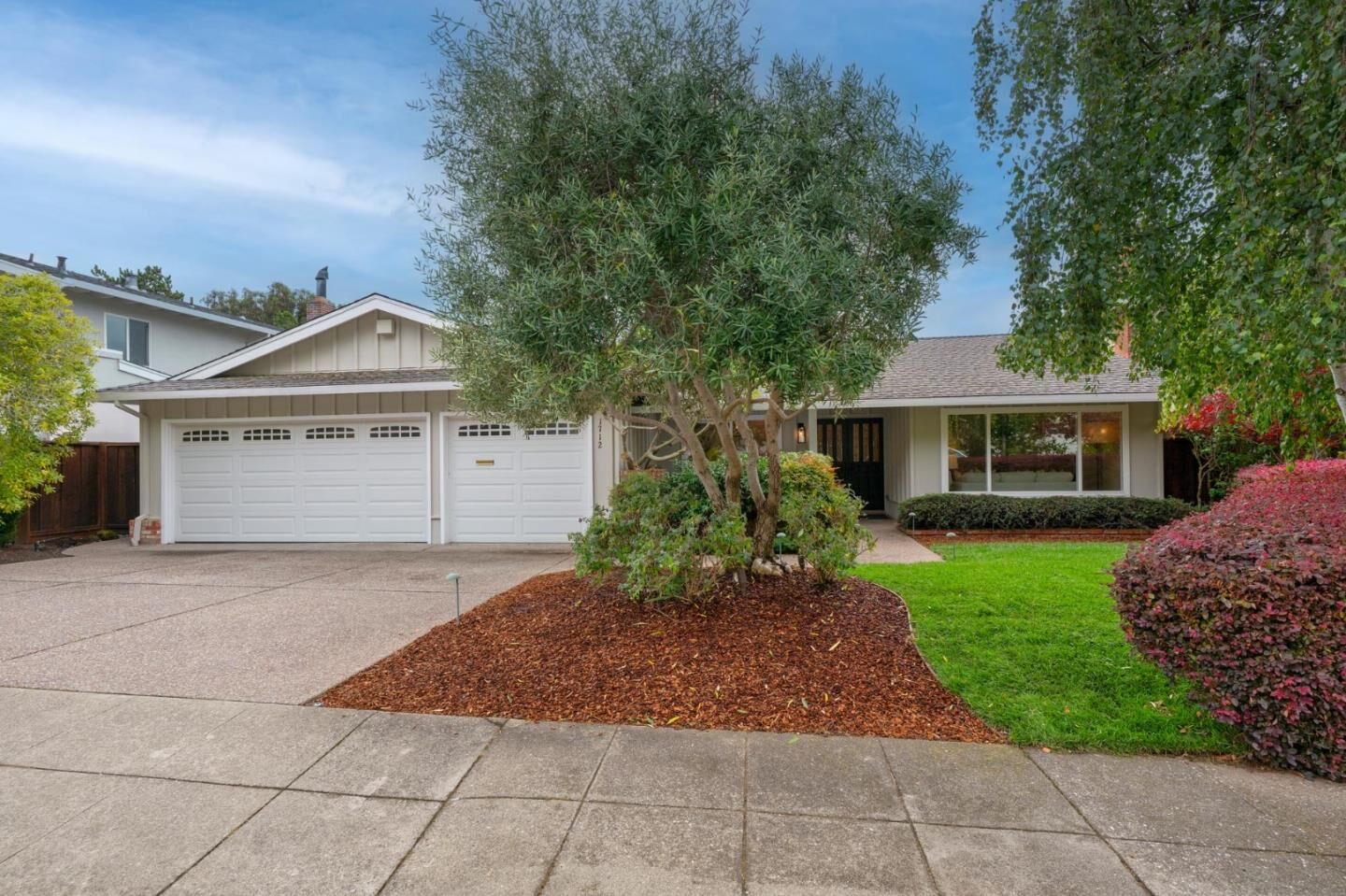 Property Photo:  1712 Los Altos Drive  CA 94402 