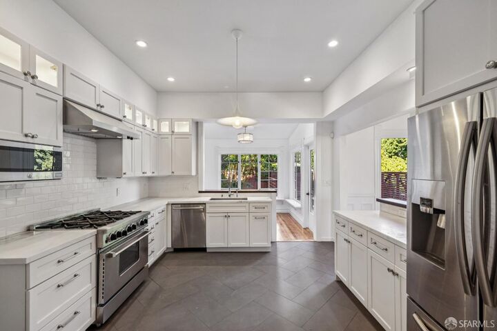 Property Photo: 282 Eureka Street CA 94114