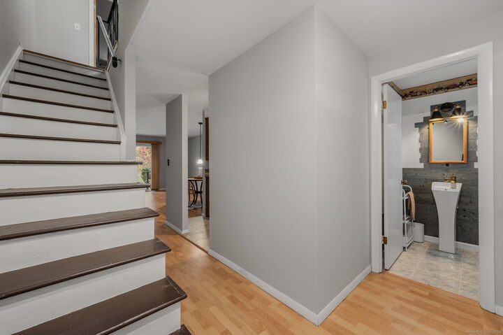 Property Photo: 263 Williamstown Court 263 CT 06111