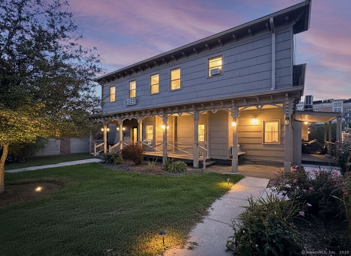 Property Photo: 1 Arch Street 6 CT 06850