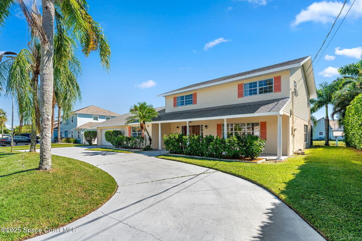 Property Photo:  695 Jackson Court  FL 32937 