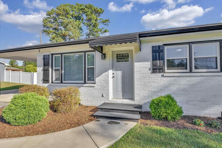 Property Photo: 271 Cherry Hill Road SC 29307