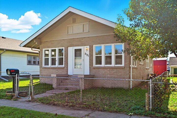 Property Photo: 2131 4th Avenue IA 51501