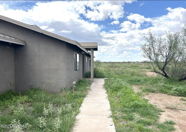 Property Photo: 7176 N McBride Road AZ 85617