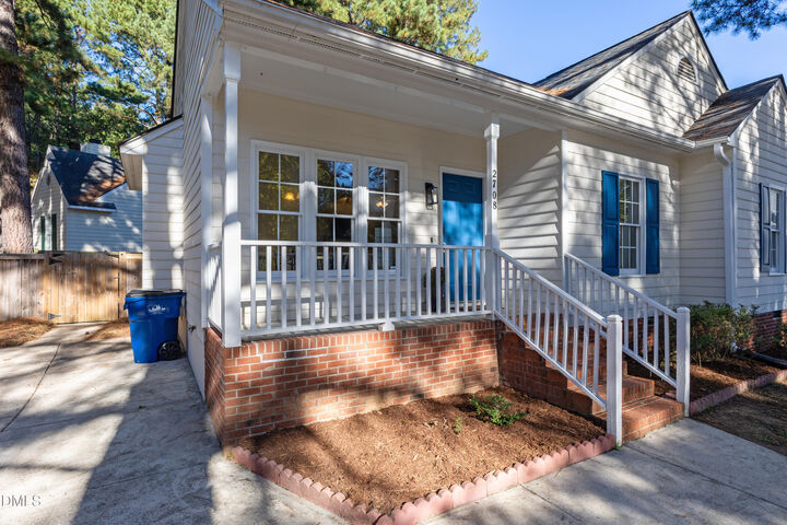 Property Photo:  2708 Clonnel Court  NC 27604 