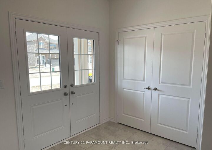 Property Photo:  325 Moody Street S  ON N0C 1B0 