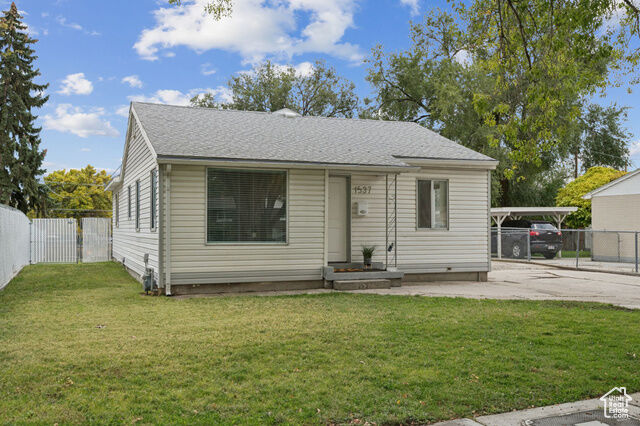 Property Photo: 1537 W Glenrose Dr UT 84104