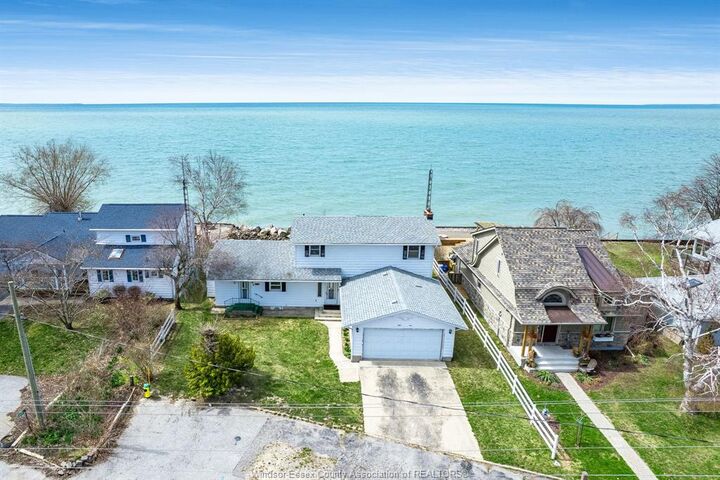 864 Point Pelee Drive  Leamington ON N8H 3V4 photo
