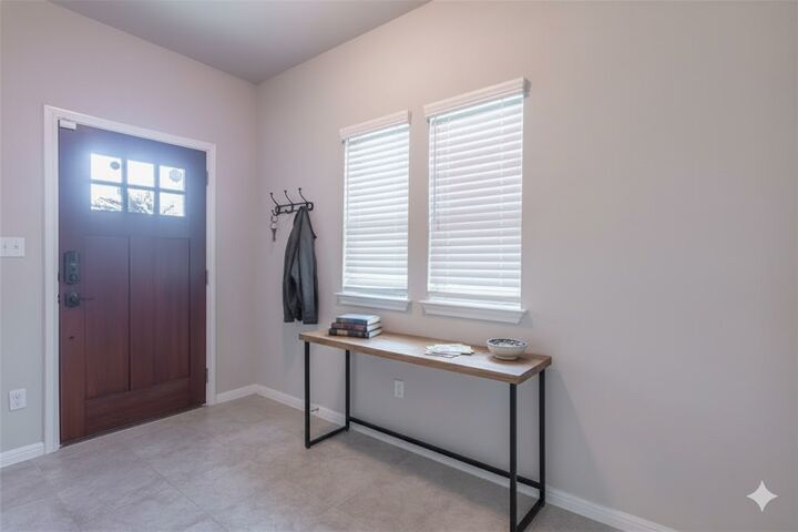 Property Photo: 658 Nautical Loop Loop TX 78640