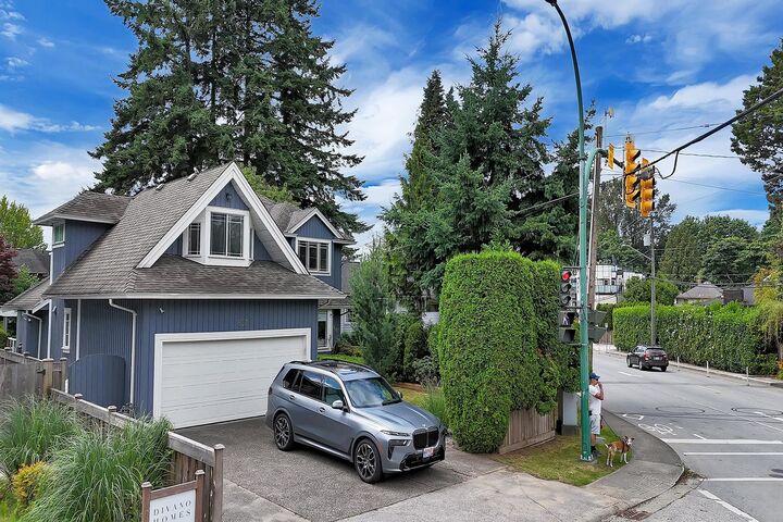 633 Fir Street  North Vancouver BC V7M 1W3 photo