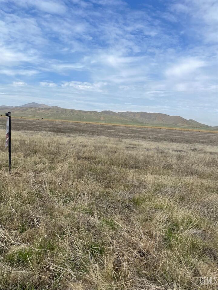 0 Kecks Road  Lost Hills CA 93249 photo