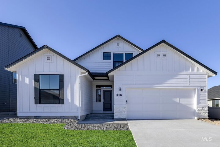 2459 N Silver Wolf Ave  Star ID 83669 photo