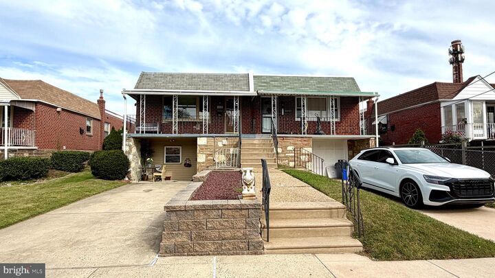 1829 Tomlinson Road  Philadelphia PA 19116 photo