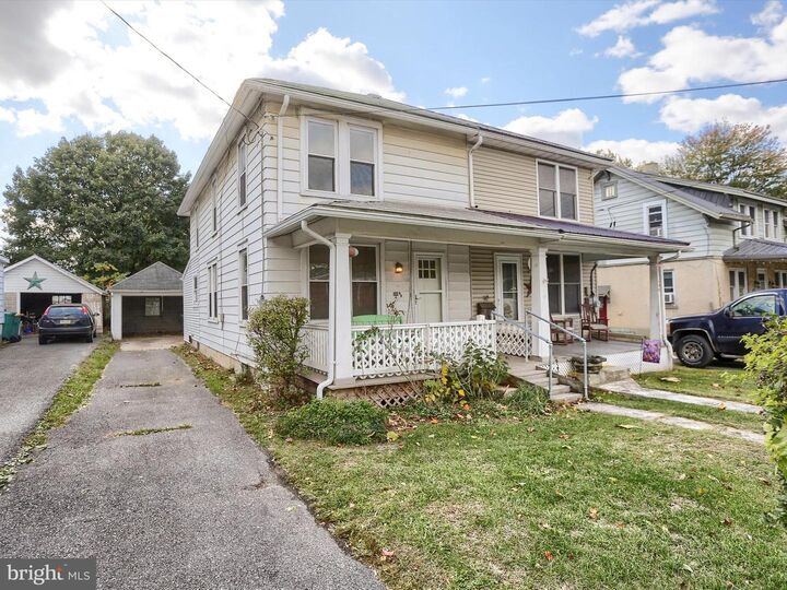 198 York Road 1/2  Carlisle PA 17013 photo
