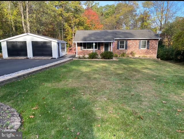 Property Photo:  1844 Chestnut Hill Road  PA 19540 