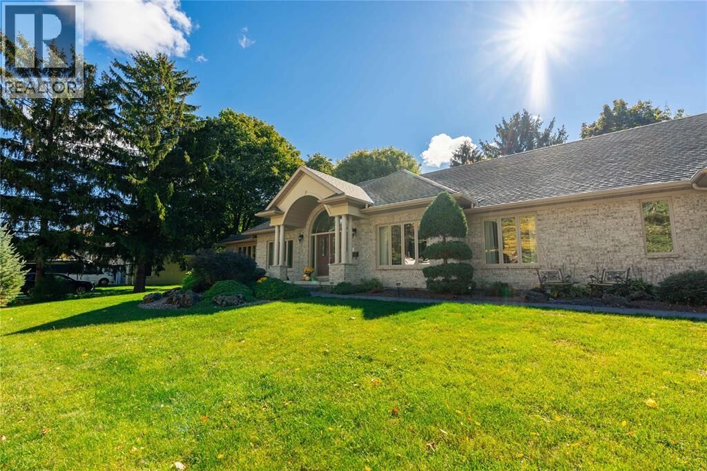 Property Photo: 1809 Wespencer Gate ON N7X 1A7