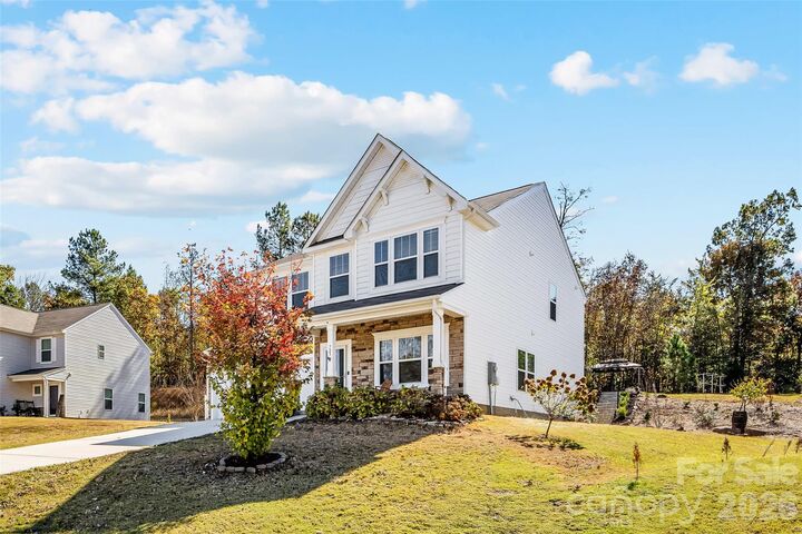 Property Photo: 723 Yorkshire Drive NC 28001