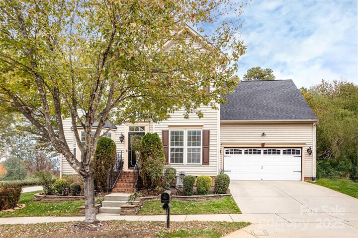 Property Photo:  15618 Troubadour Lane  NC 28078 