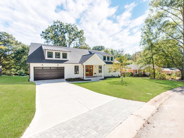 4637 Emory Lane  Charlotte NC 28211 photo