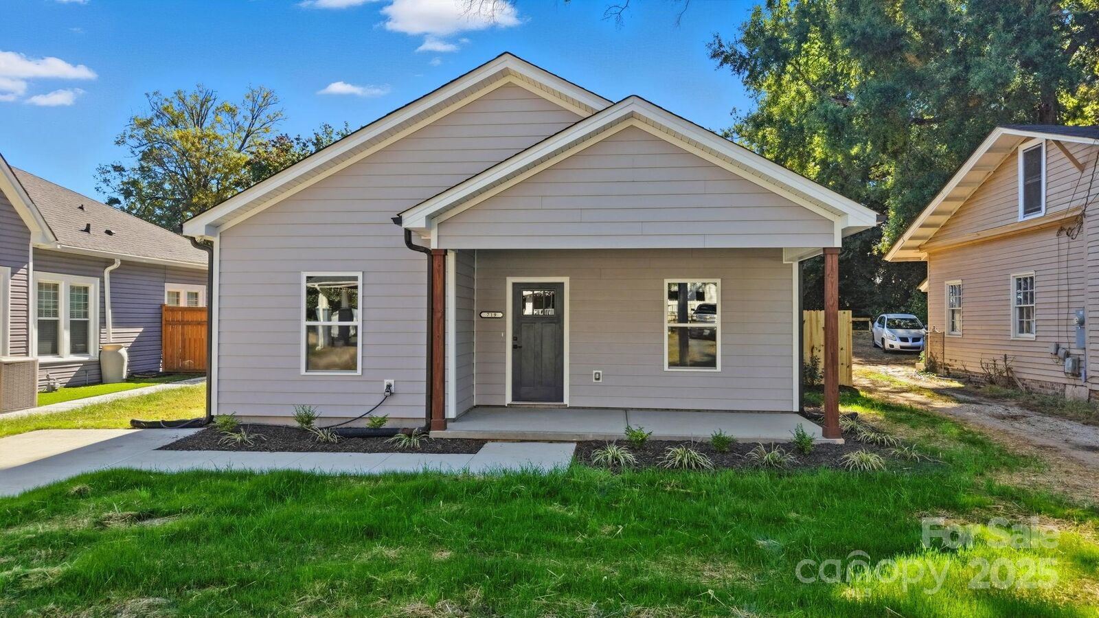 Property Photo: 719 S Jackson Street NC 28144