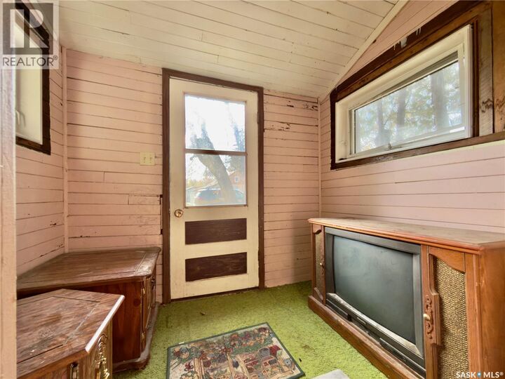Property Photo: 120 3rd Avenue SK S0A 2M0