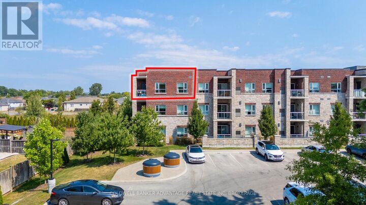 Property Photo: 529 South Pelham Road 304 ON L3C 0H7