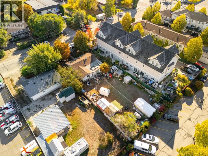 Photo de la propriété:  150 Mills Road  BC V1X 4G7 