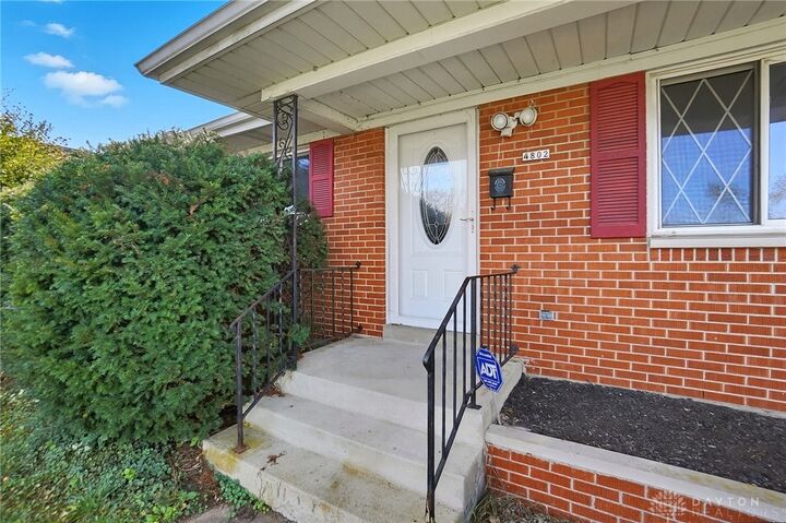 Property Photo:  4802 Amesborough Road  OH 45420 