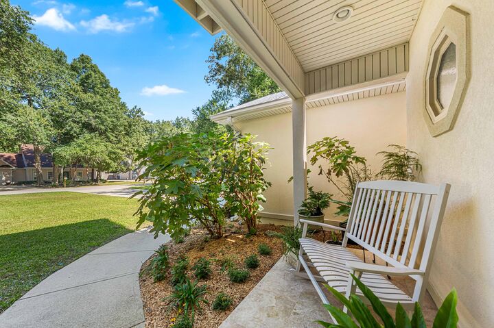 Property Photo: 68 S Blue Heron Drive FL 32459