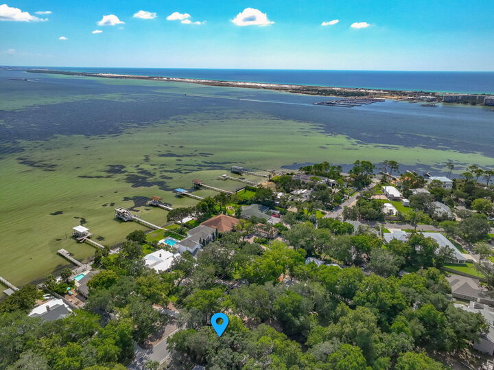 Property Photo: 32 SE Bay Drive FL 32548