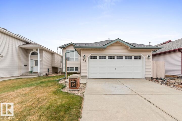 20 Foxhaven Court  Sherwood Park AB T8A 5X1 photo