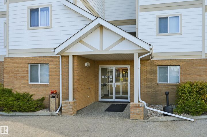 Property Photo:  9930 100 211  AB T8L 4P3 