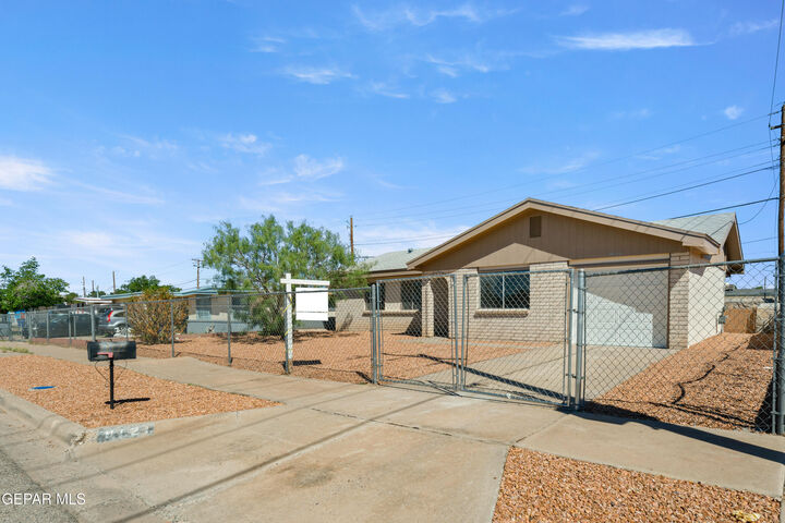 Property Photo: 9121 Tenango Drive TX 79907