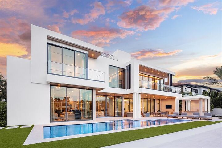 Property Photo:  68 Isla Bahia Drive  FL 33316 