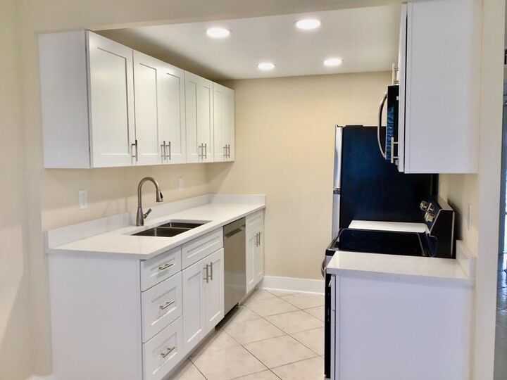 3032 Exeter B 3032  Boca Raton FL 33434 photo