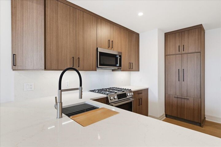 Property Photo:  921 Madison St 604  NJ 07030 