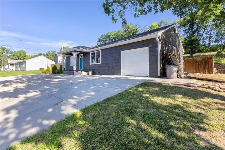 Property Photo:  4216 Merriam Drive  KS 66203