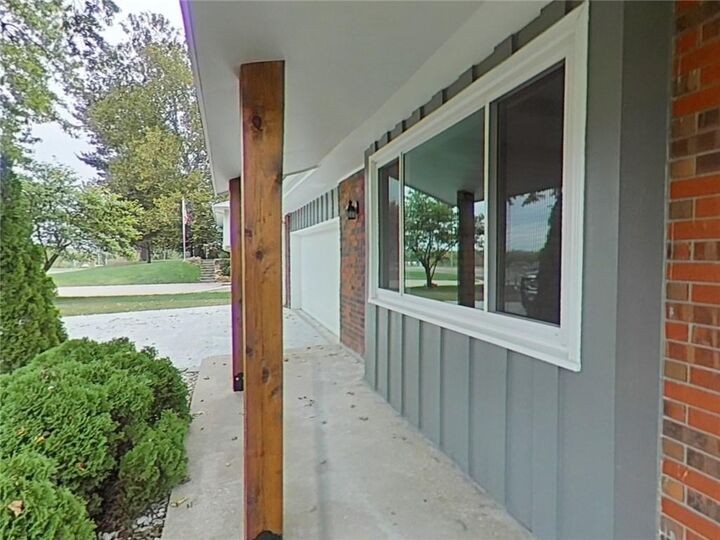 Property Photo: 5304 Frederick Boulevard MO 64506