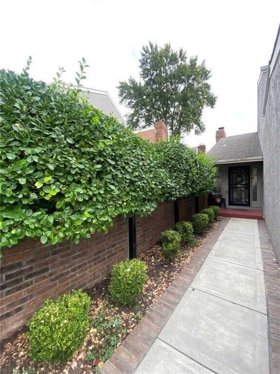 Property Photo:  6241 Rosewood Court  KS 66205