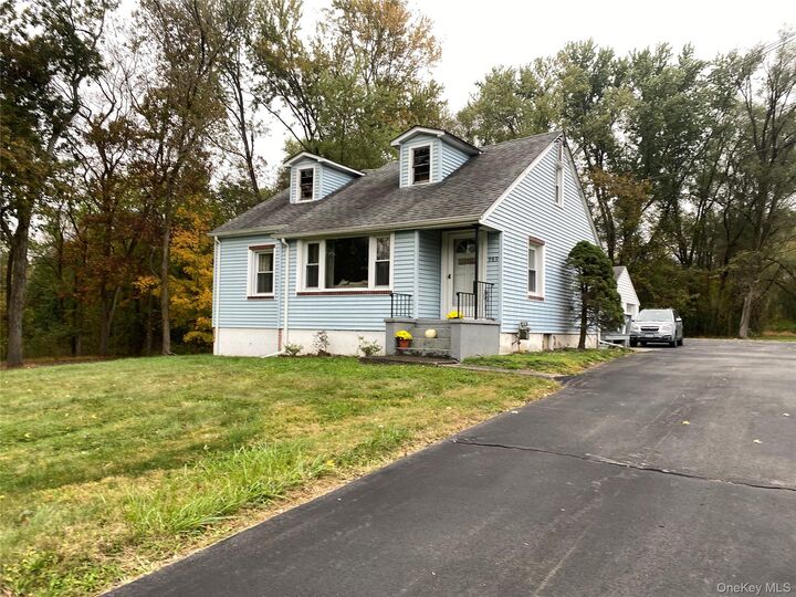 Property Photo: 989 State Route 17K NY 12549