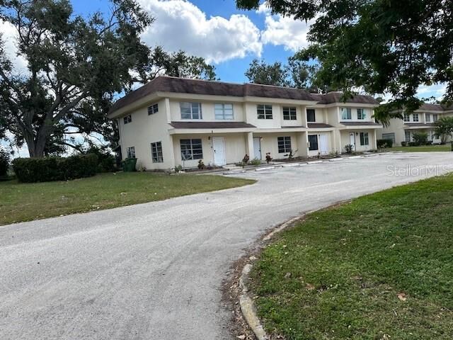 Property Photo: 310 Barlow Avenue FL 34232