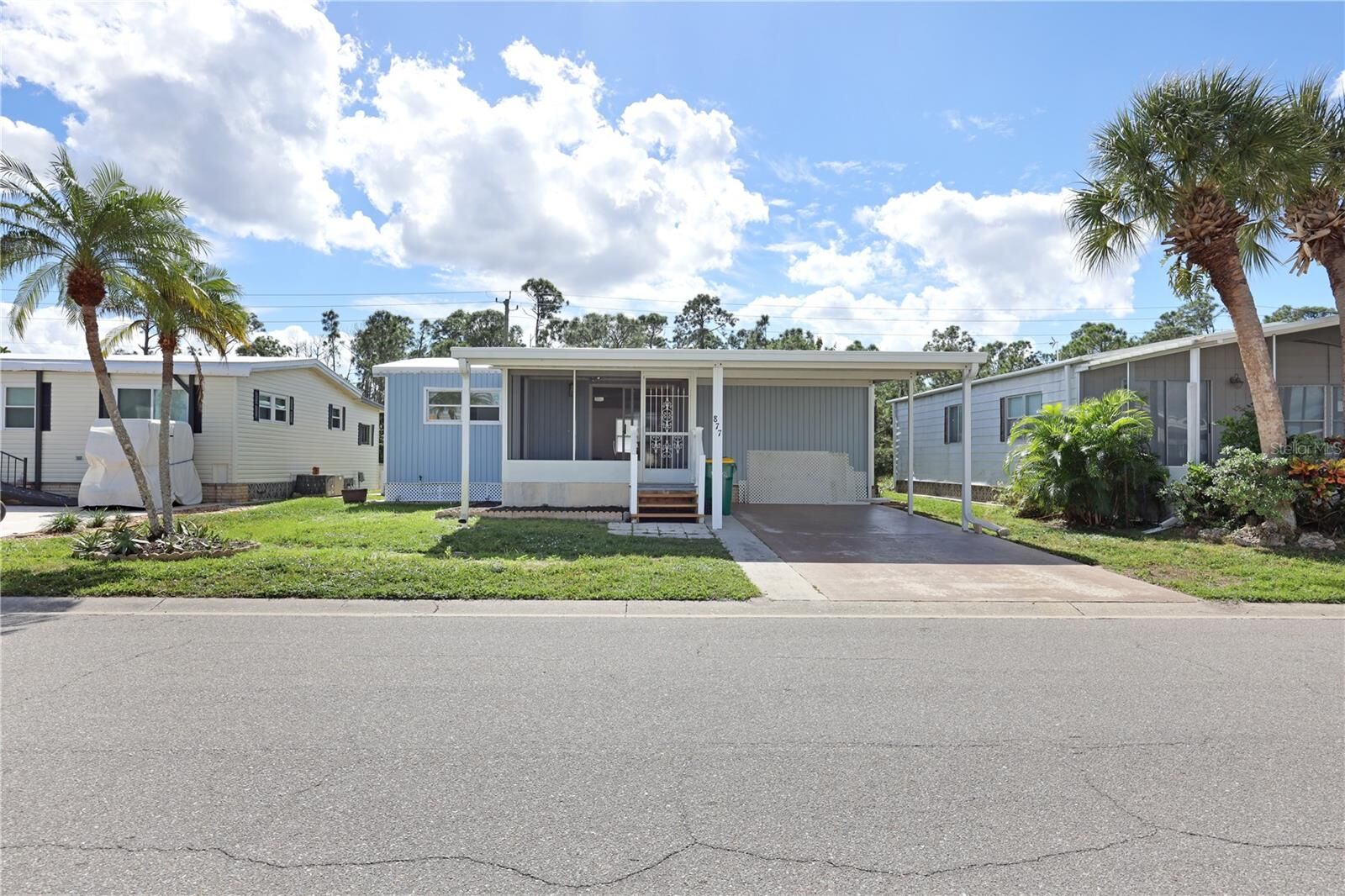 Property Photo:  2100 Kings Highway 877  FL 33980 