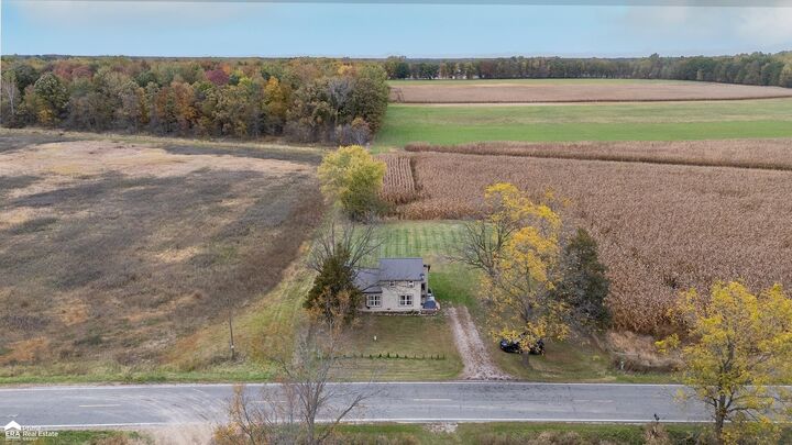 Property Photo: 3271 E Beard Road MI 48857