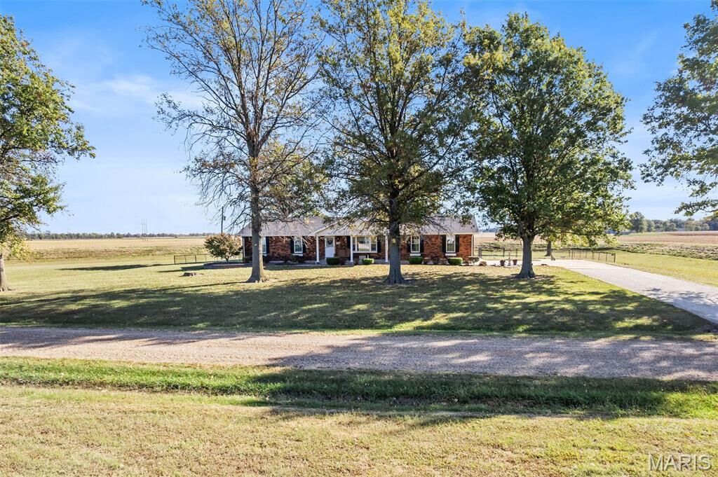 Property Photo: 987 Silvers Road MO 63376