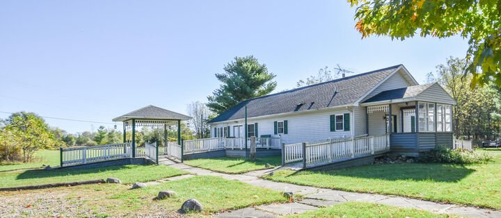 Property Photo:  307 Railroad Street  MI 49094